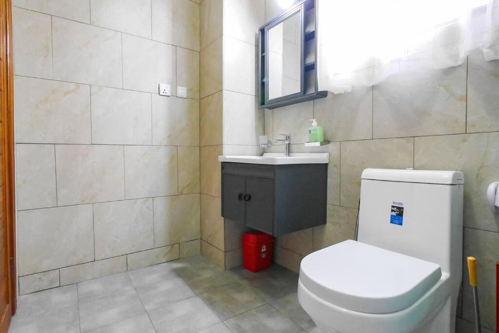 Ultra Modern Apartment In Nyarutarama Kigali Buitenkant foto