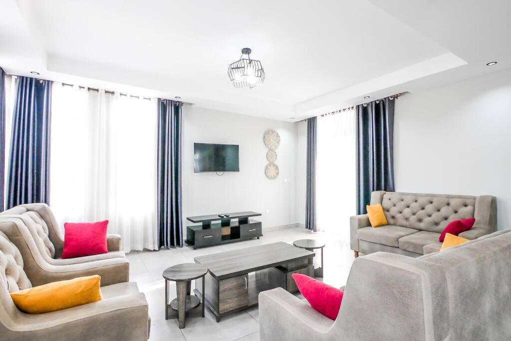 Ultra Modern Apartment In Nyarutarama Kigali Buitenkant foto